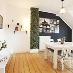 Secret Hideaways Boho Artstudio Mit Smarthome Nahe L Messe L Hbf Ντούισμπουργκ